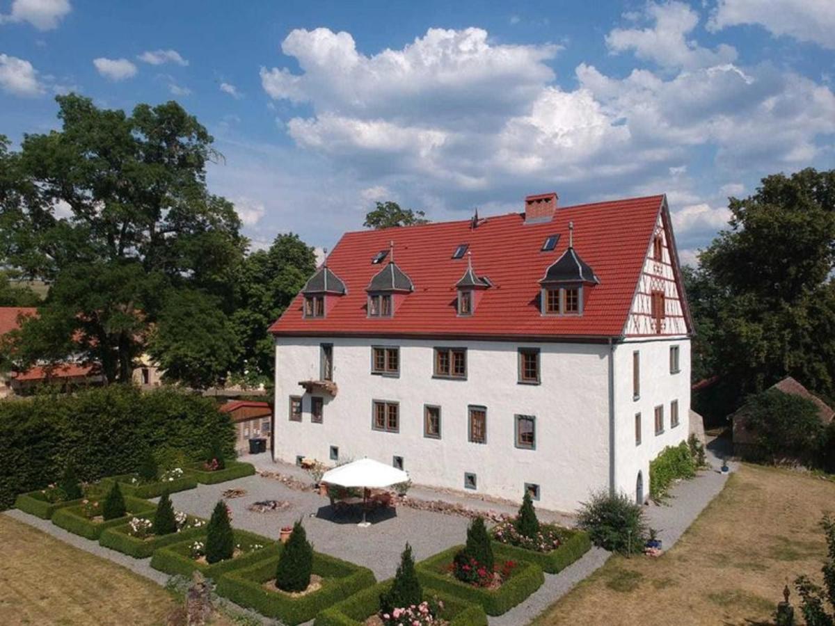 Schloss Rossdorf & Apartment
